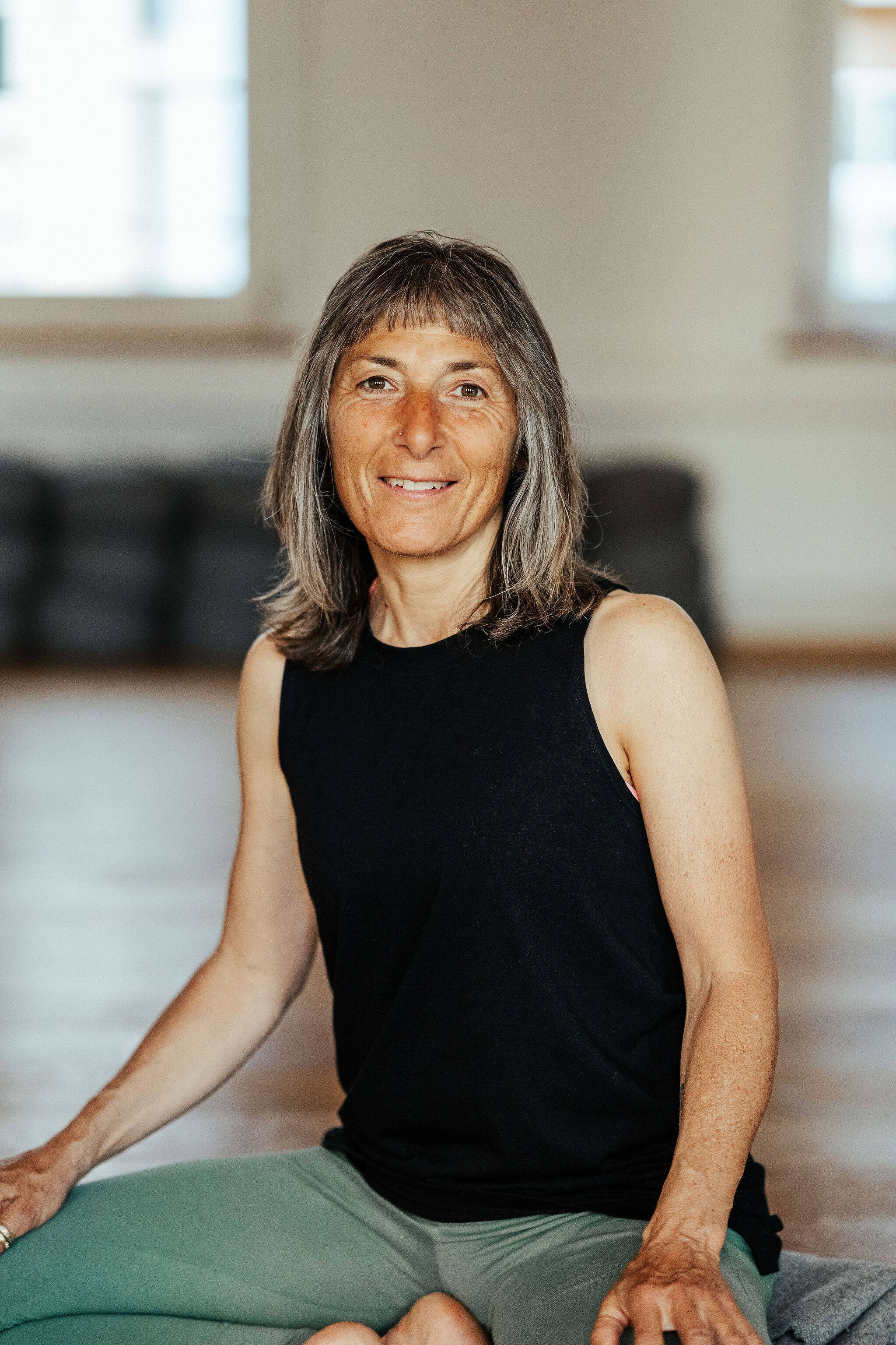 Evelyn Hunger, yogamoves yogamoves, Evelyn Hunger